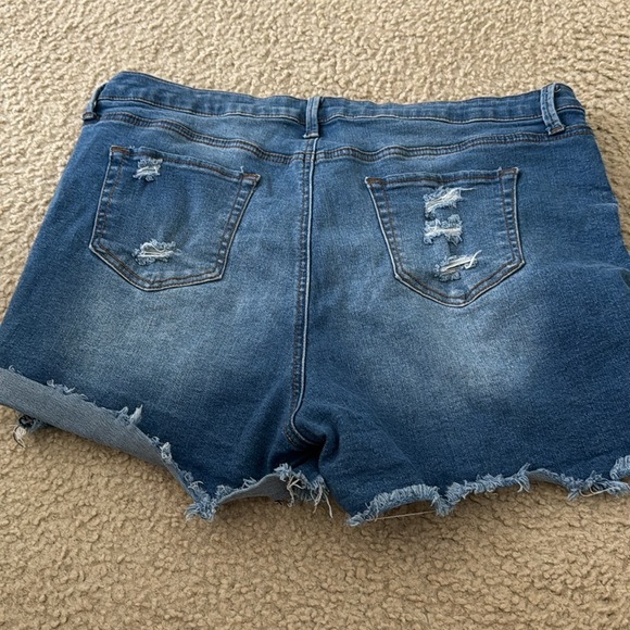 Jean shorts - Picture 2 of 2